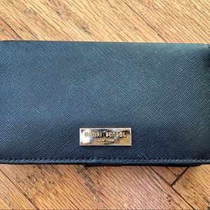 Henri Bendel Wallet